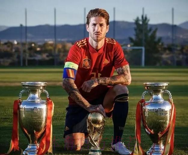 重返伯纳乌!阿斯:皇马准备为拉莫斯举办致敬仪式